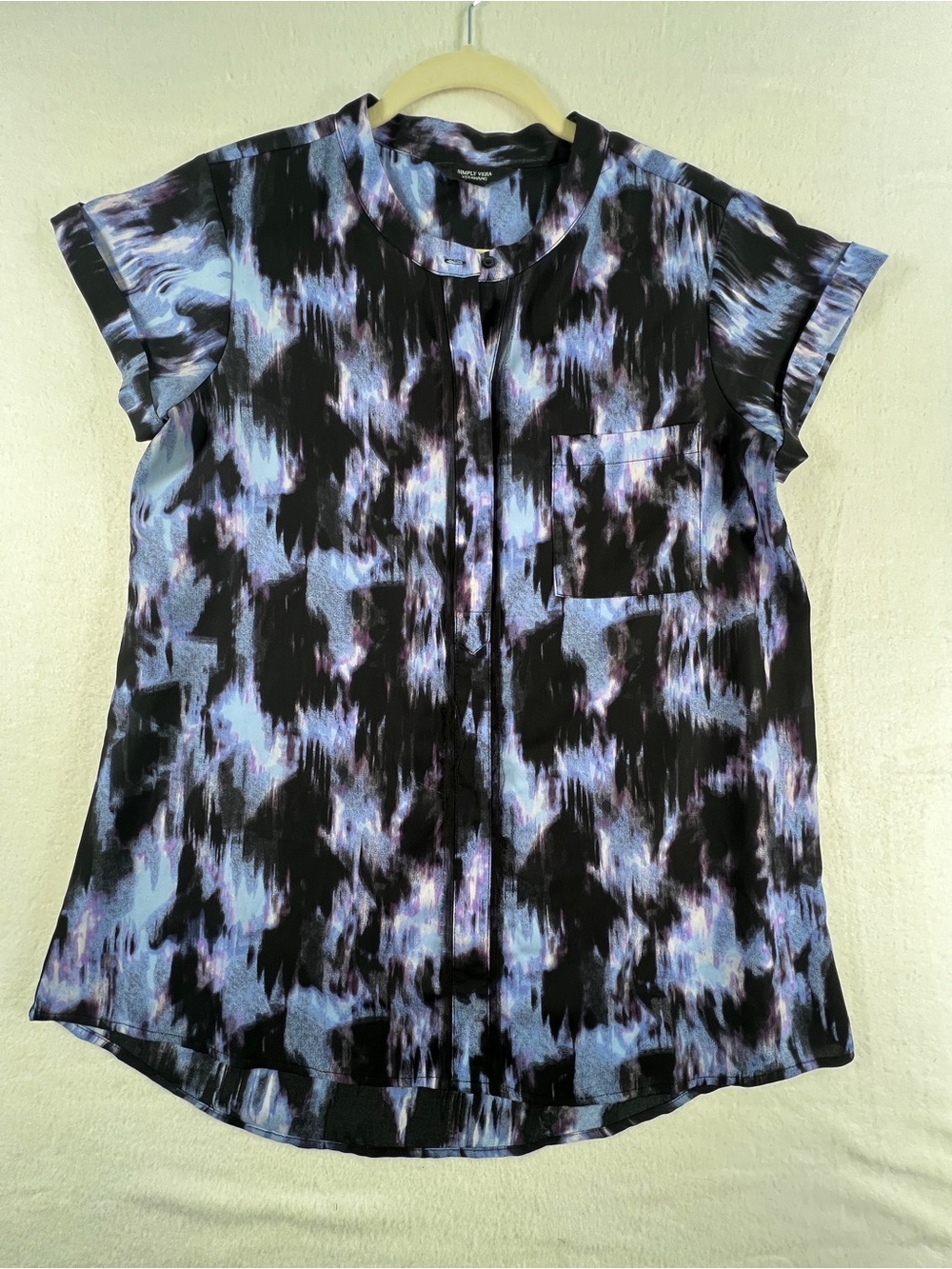 Simply Vera Vera Wang Short Sleeve Blouse Size M Abstract Blue Black Purple